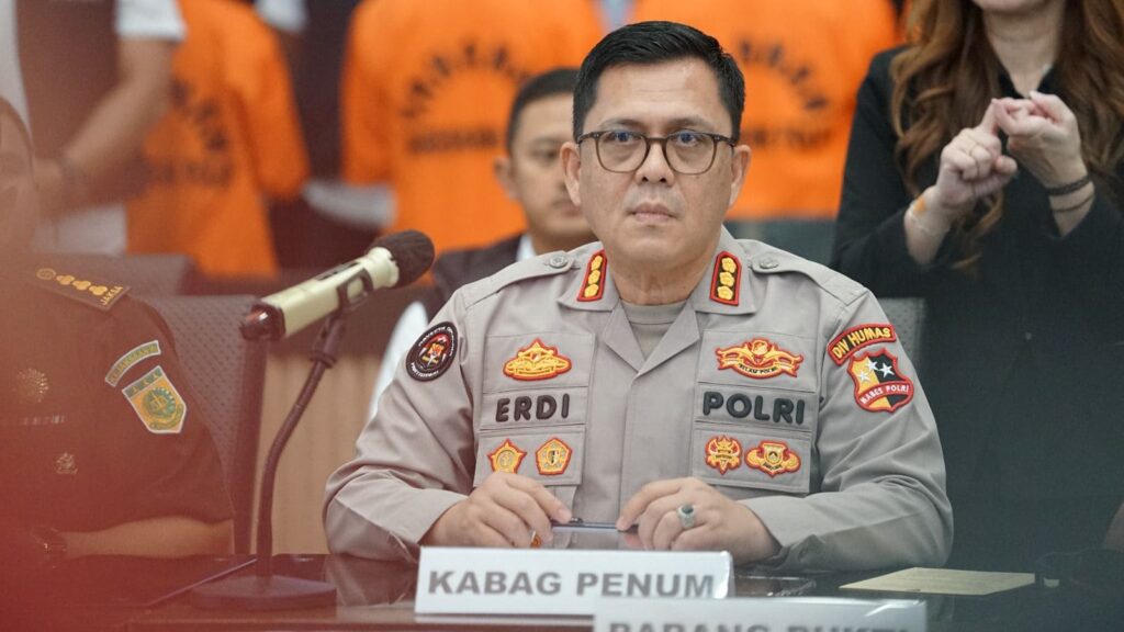 Polri Selidiki Grup Incest di Media Sosial, Ribuan Anggota dan Unggahan Pornografi Anak Ditemukan Polri Selidiki Grup Incest di Media Sosial, Ribuan Anggota dan Unggahan Pornografi Anak Ditemukan