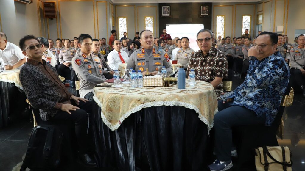 Dewan Pers: Polri Harus Melebur dengan Masyarakat, Tingkatkan Kepercayaan Masyarakat melalui Pelayanan Berbasis Harapan Publik Dewan Pers: Polri Harus Melebur dengan Masyarakat, Tingkatkan Kepercayaan Masyarakat melalui Pelayanan Berbasis Harapan Publik