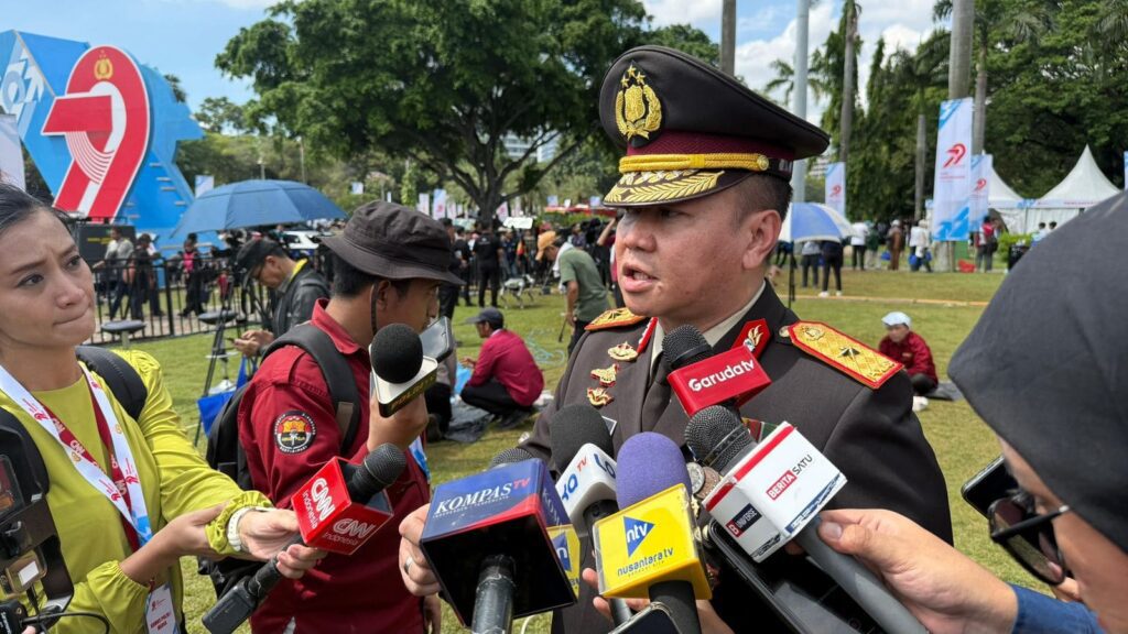 Maknai Hari Bhayangkara ke-79, Polri Tegaskan Komitmen sebagai Pelindung dan Pelayan Rakyat Maknai Hari Bhayangkara ke-79, Polri Tegaskan Komitmen sebagai Pelindung dan Pelayan Rakyat