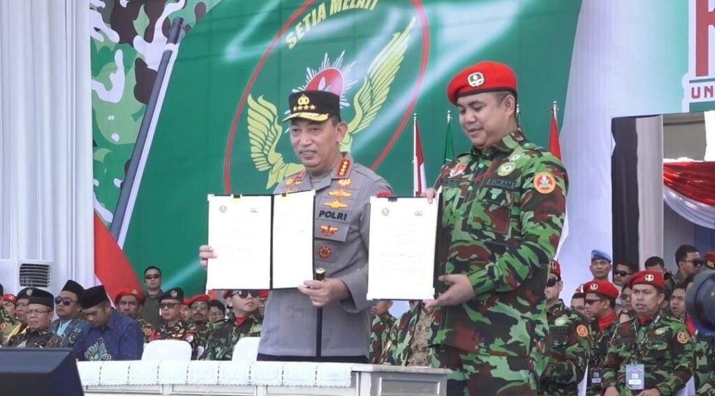 Kapolri Pimpin Apel Akbar Kokam Pemuda Muhammadiyah 2025 di Yogyakarta, Tegaskan Sinergi Ketahanan Pangan
