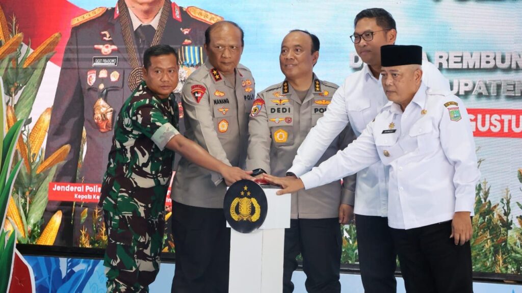POLRI RESMIKAN 8 SPPG OPERASIONAL DAN GROUNDBREAKING 205 UNIT SERENTAK SELURUH INDONESIA UNTUK AKSELERASI PROGRAM MAKANAN BERGIZI GRATIS POLRI RESMIKAN 8 SPPG OPERASIONAL DAN GROUNDBREAKING 205 UNIT SERENTAK SELURUH INDONESIA UNTUK AKSELERASI PROGRAM MAKANAN BERGIZI GRATIS