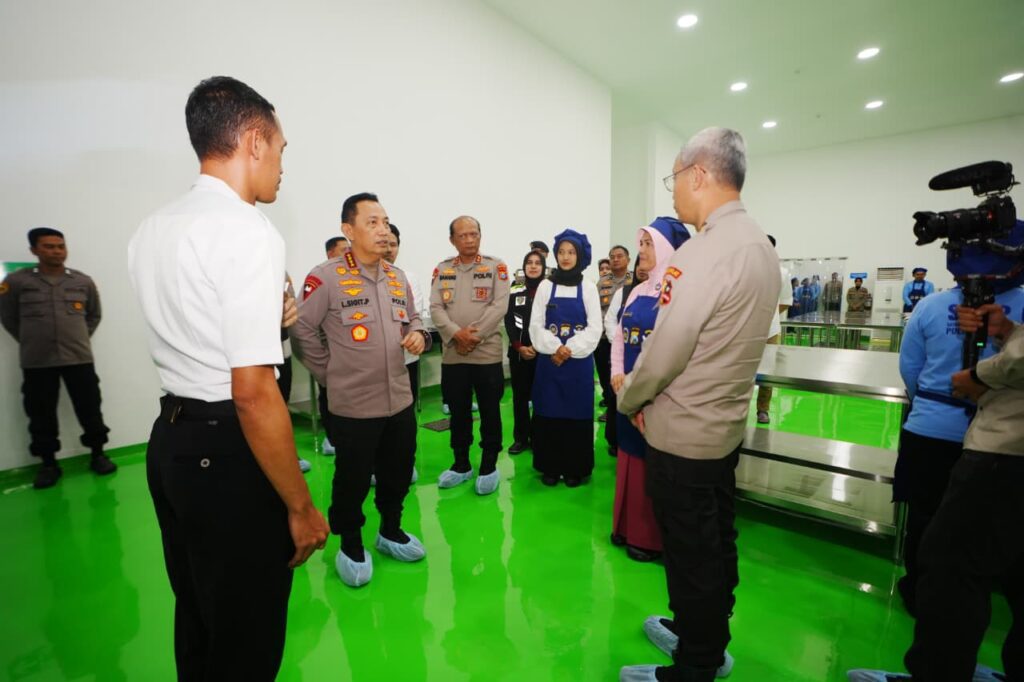 Hadiri Groundbreaking di Sidoarjo, Kapolri Sebut Polri Sudah Miliki 458 SPPG