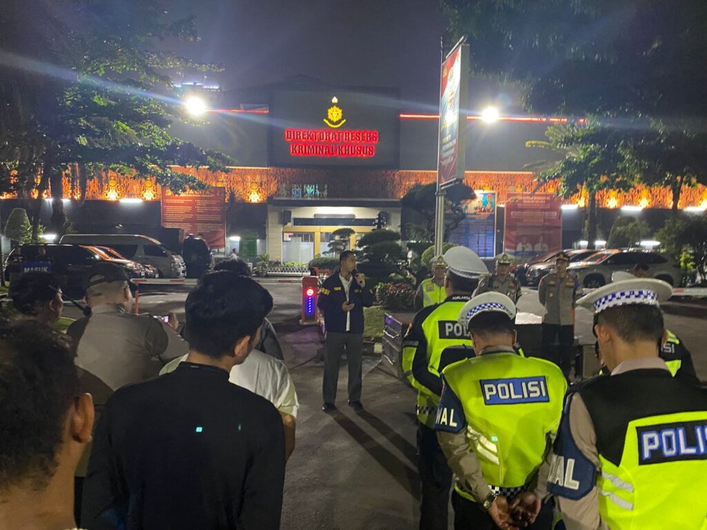 Jaga Jakarta Polda Metro Jaya Gelar Patroli Malam Gabungan.